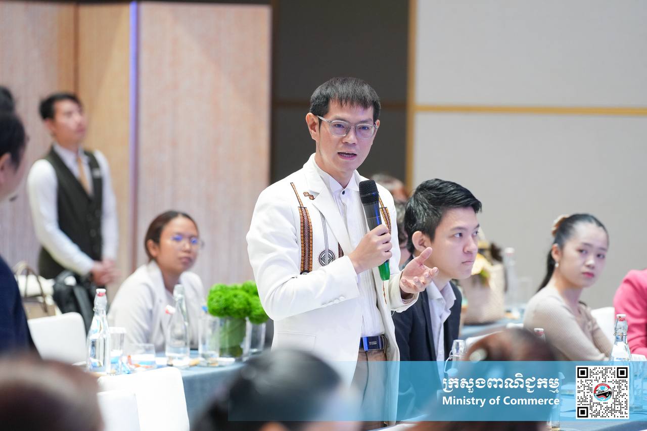 ឯកឧត្តម ណាំ លីណាល់ អនុរដ្ឋលេខាធិការក្រសួងពាណិជ្ជកម្ម បានអញ្ជើញចូលរួមជាអធិបតីក្នុងកម្មវិធី “CAEXPO Global Roadshow” លើកទី២២ នៅសណ្ឋាគារ Oakwood Premier រាជធានីភ្នំពេញ